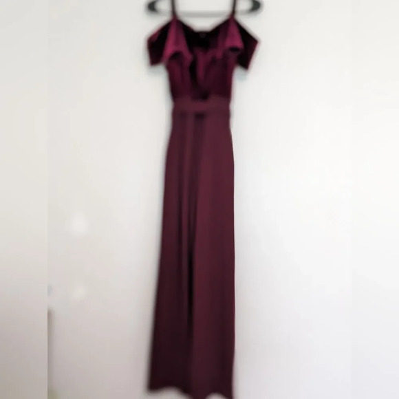 Addison Evenings Burgundy Velvet Open Leg Jumpsuit Size 10 - Picture 4 of 7
